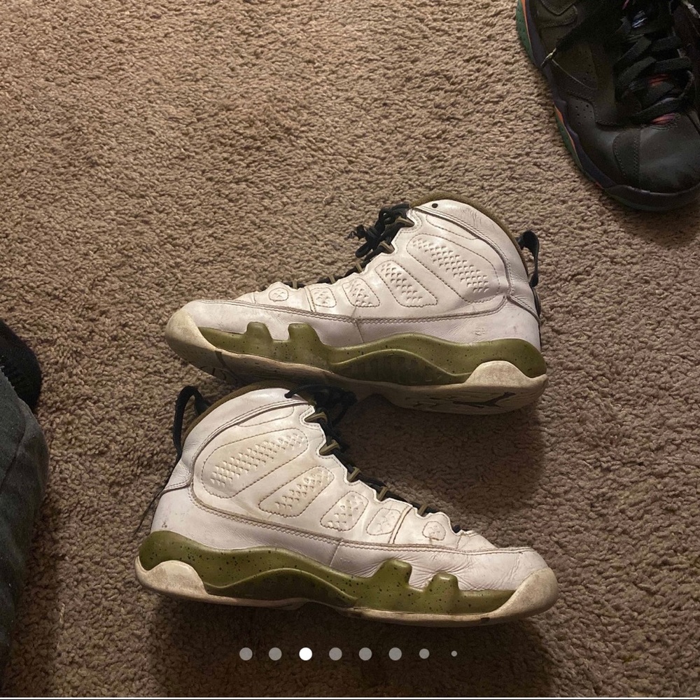 Militia Green Jordan Retro 9s 6.5Y